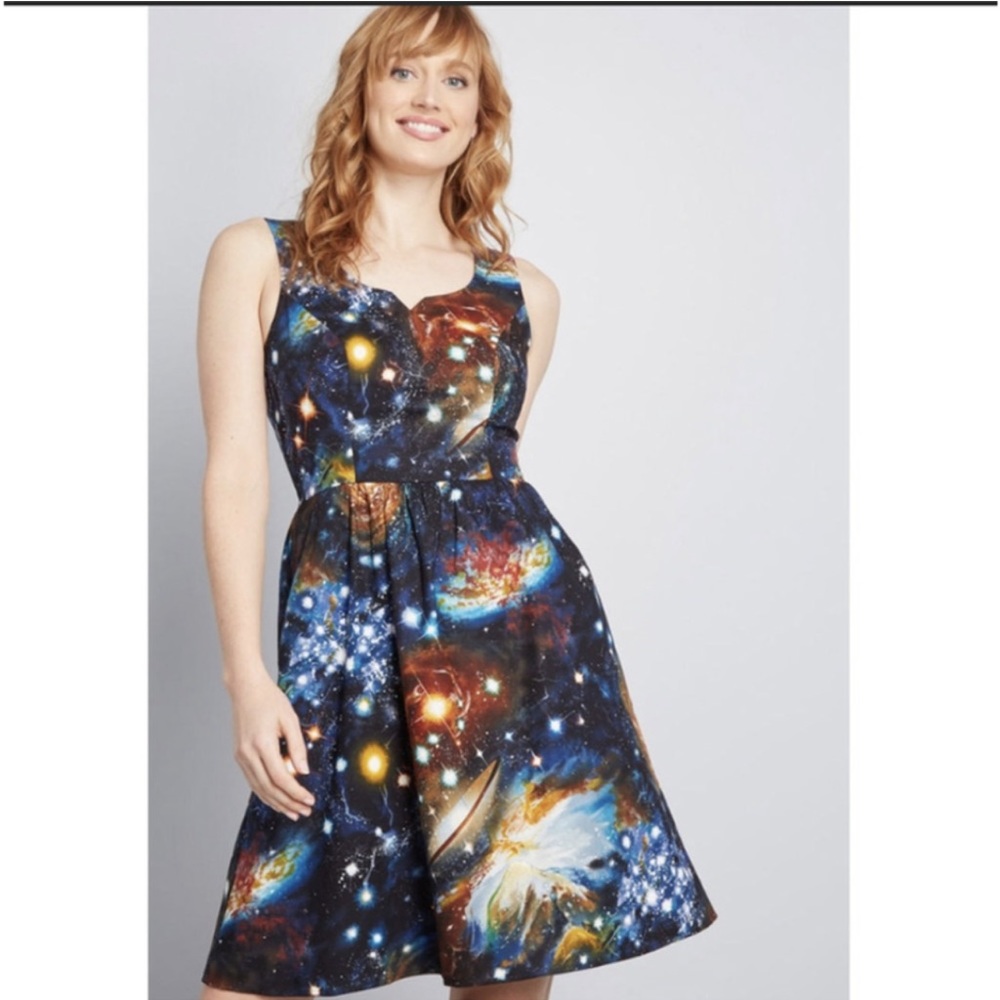 Modcloth Dress Heart & Solar System Galaxy Outer
Space Science Fit & Flare Med